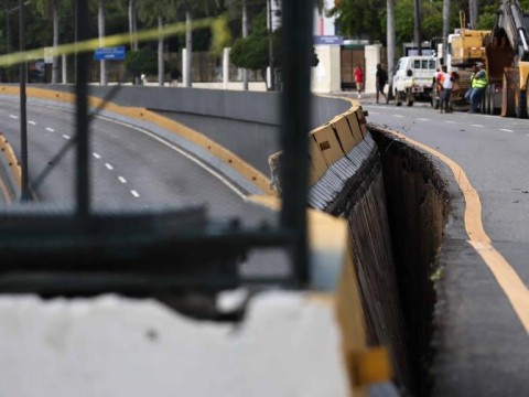 El paso a desnivel de la 27 de Febrero que colaps&oacute; tuvo una primera fisura en 1999