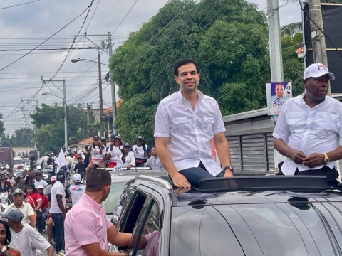 Roberto &Aacute;ngel encabeza actos de apoyo a candidatos a alcaldes del PRM en distintos puntos del pa&iacute;s
