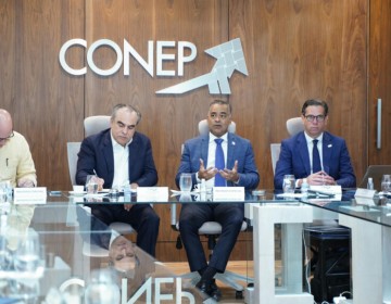 Gobierno presenta plan Meta RD 2036 a la junta directiva del Conep