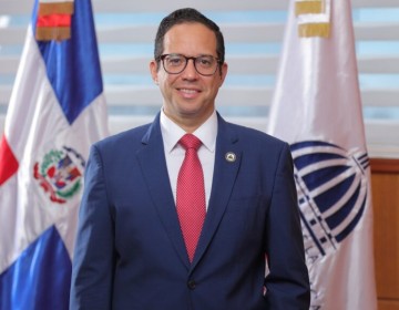 Ministro Freund encabeza misi&oacute;n que representa a RD en la Cumbre Mundial de Gobiernos
