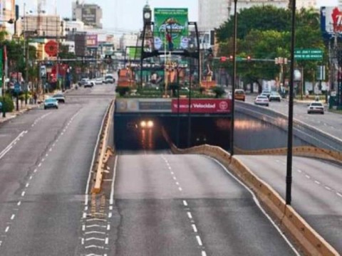 Obras P&uacute;blicas cierra el tr&aacute;nsito por t&uacute;neles y elevados para mantenimiento