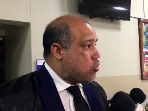 Abogado&nbsp;Miguel Valerio&nbsp;acusa Alexis Medina&nbsp;de sostener una red de monopolio con Edeeste