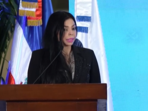 Yeni Berenice Reynoso asegura que no tolerar&aacute; la corrupci&oacute;n y la perseguir&aacute; en todas partes